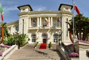 Sanremo, in passerella al Casinò la moda che unisce ecosostenibilità ed eleganza