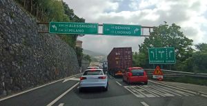Maxitamponamento in A10 tra Savona e Genova, sette km di coda