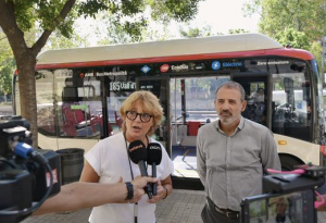 Barcellona: TMB mette in servizio il primo autobus elettrico di quartiere