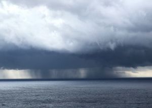 Maltempo in Liguria, l'allerta meteo diventa arancione dalle 13 alle 21: temporali su centro e levante della regione