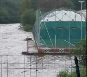 Maltempo in Liguria, allarme a San Colombano Certenoli: esondato il torrente Lavagna (VIDEO)