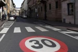 Ecosistema Scuola (Legambiente): In affanno i servizi legati alla mobilità. Zone 30 in circa il 35% degli edifici monitorati