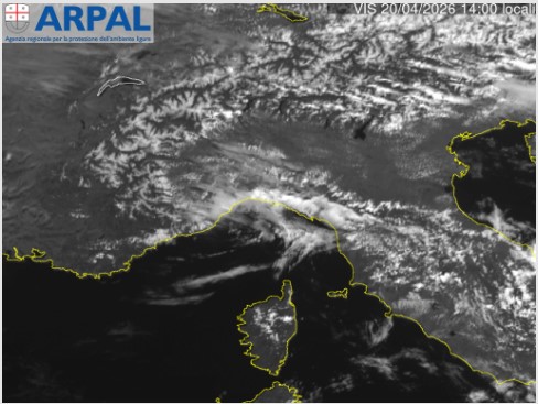 Allerta arancione per temporali, gli ultimi aggiornamenti: nubifragio alla Spezia, quali scuole sono chiuse e le zone più interessate