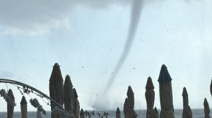 Allerta gialla prolungata sino alle 22 su centro ed entroterra savonese. Tromba marina a Varazze