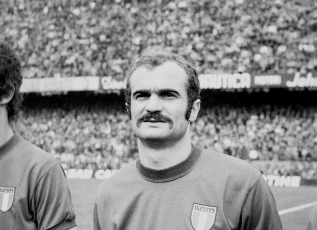 Addio a Sandro Mazzola: bandiera dell'Italia e dell'Inter, fu dirigente del Genoa con Spinelli
