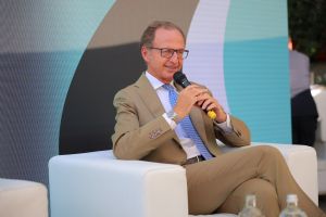 La Regione Liguria, la più anziana d’Italia, lancia l’infermiere di condominio