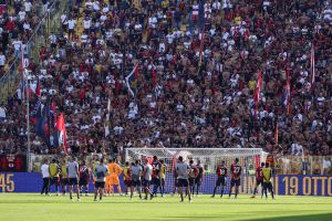 Genoa, Messias incontra i tifosi dopo il ko a Parma: “Giusto che contestino”