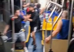 Rissa e danni su un bus a Begato: denunciati due fratelli minorenni panamensi
