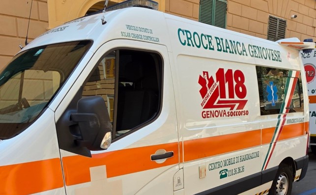Genova: anziano investito sulle strisce, grave all'ospedale