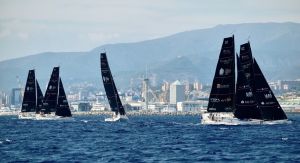Al via da Genova la sesta edizione del Marina Militare Nastro Rosa Veloce: 1560 miglia verso Trieste