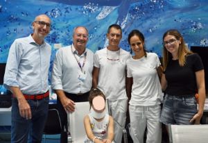 Dal gravissimo incidente al ritorno a casa: a 5 anni torna a camminare grazie alle cure del Gaslini