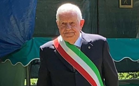 Pornassio: Tir guasto blocca statale, sindaco Adolfo chiama i carabinieri ma mancano militari