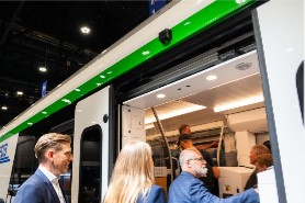 Stadler e Metra presentano il treno FLIRT elettrico a batteria a zero emissioni