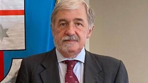 Bucci, intervento lampo al Galliera: "Ringrazio il personale della sanità ligure"