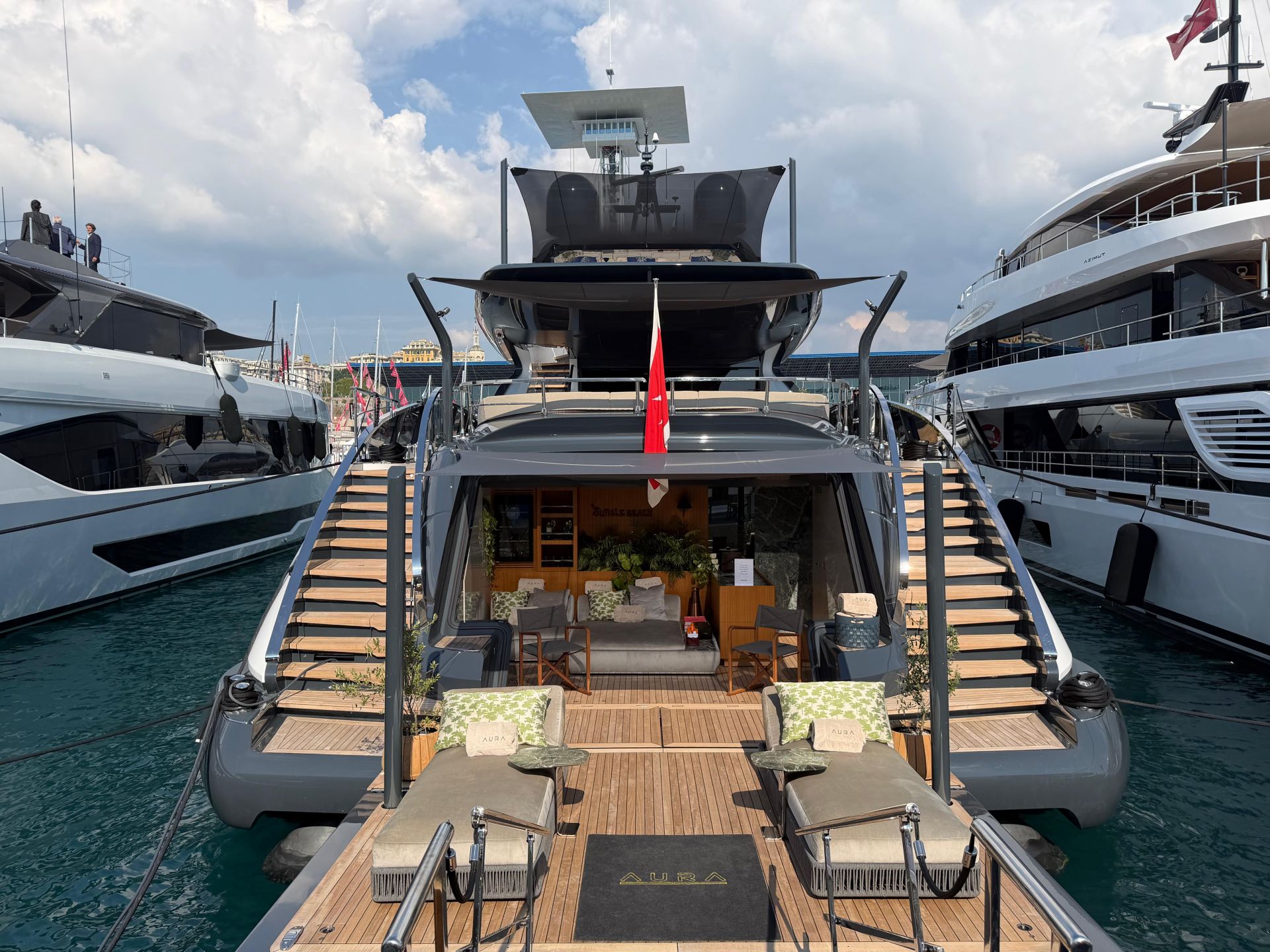 Il nostro viaggio sulla regina del Salone Nautico: la Mangusta 165REV (video)