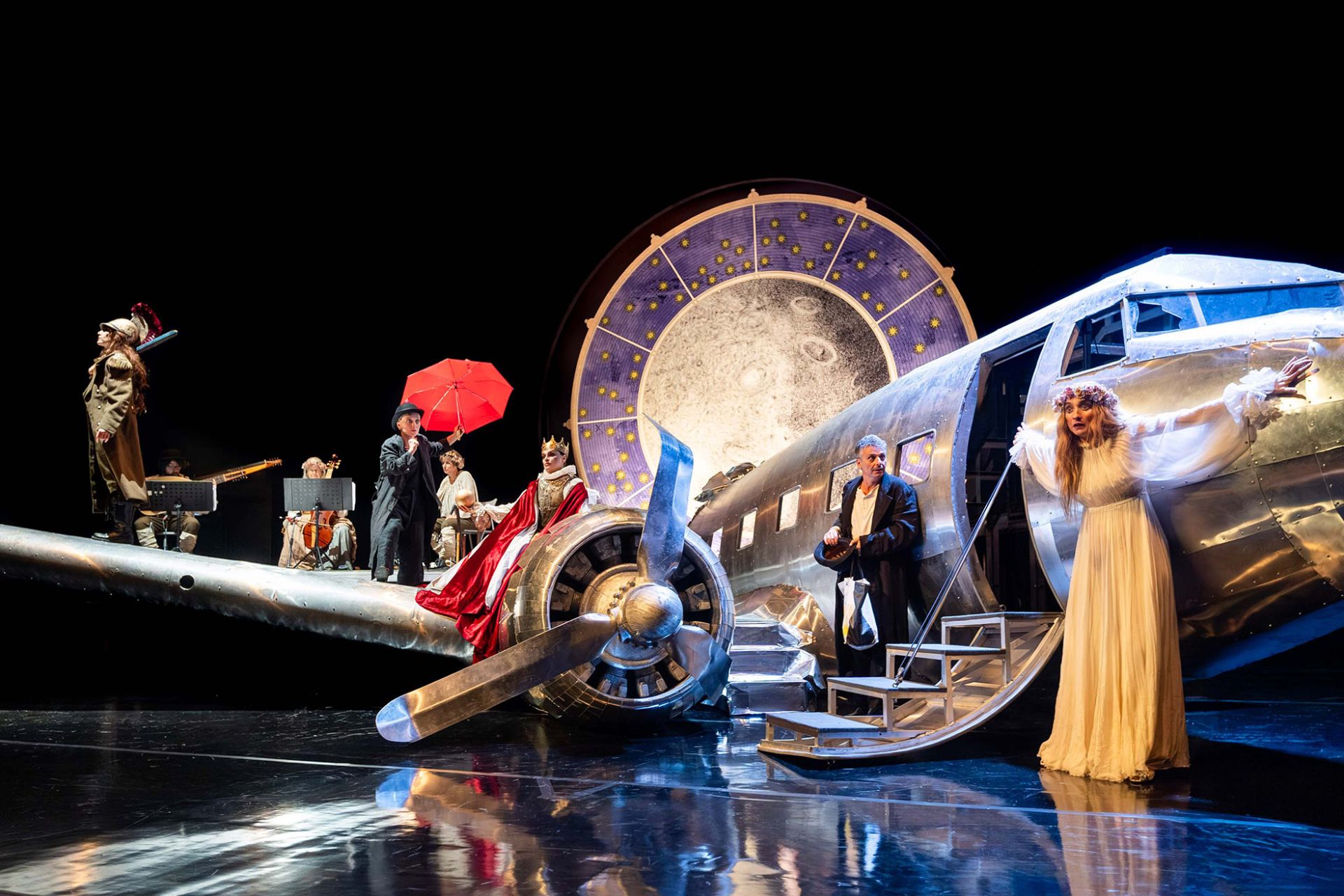 Genova, teatro: successo per 'L'Orlando furioso' di Livermore al Nazionale