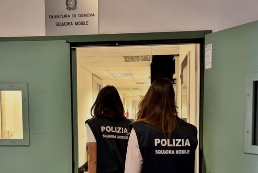 Genova, truffato anziano con la tecnica della falsa rapina: tre arresti e recuperati gioielli per 100mila euro