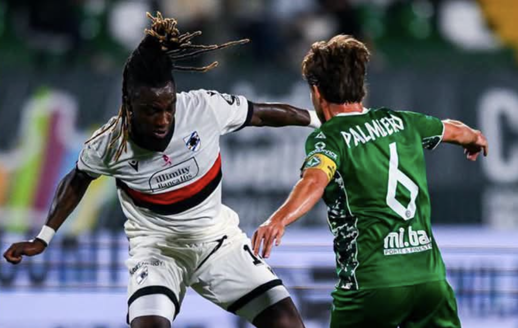 Disastro Sampdoria, 4-1 senza attenuanti ad Avellino. Difesa da incubo, si salva solo Insigne