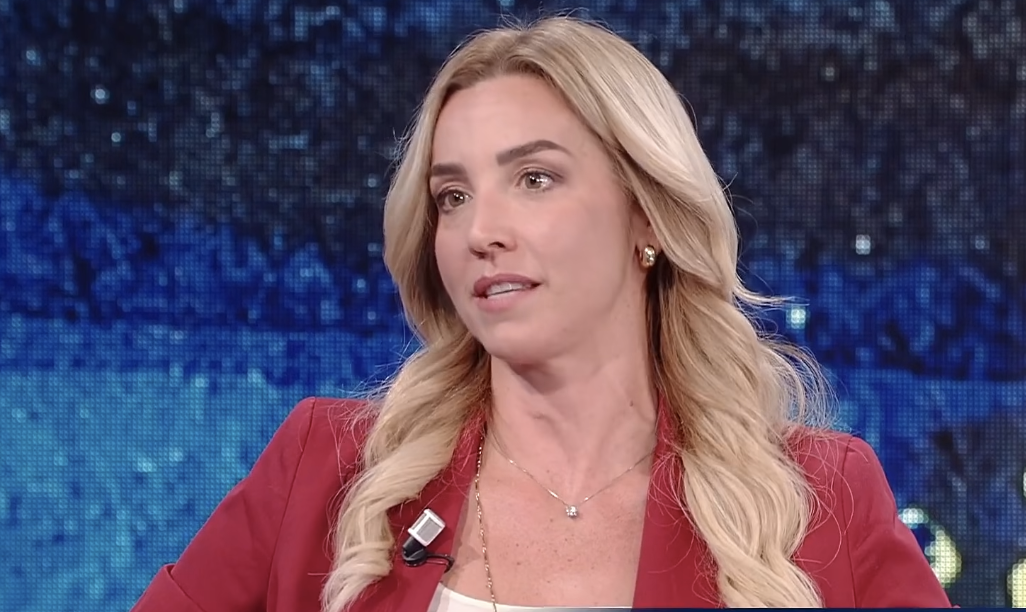 Salis da Fazio, caso Salone: "Meloni mi ha chiamato, era arrabbiata". Sinistra e futuro: "Serve un leader che non tema di fare cose di sinistra"