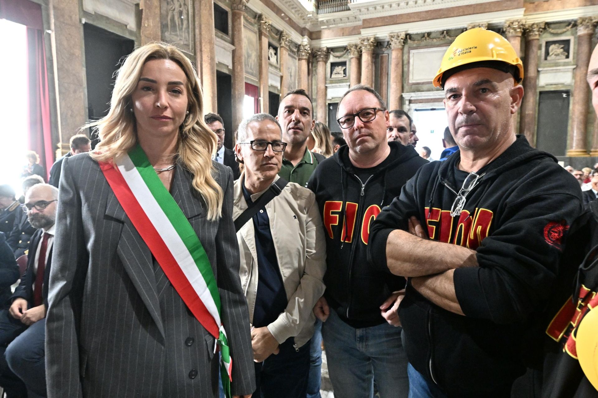 Genova celebra Colombo: Salis: "Esaltò la voglia di scoprire". Al Ducale voce anche agli operai ex Ilva: "Vogliamo lavorare"