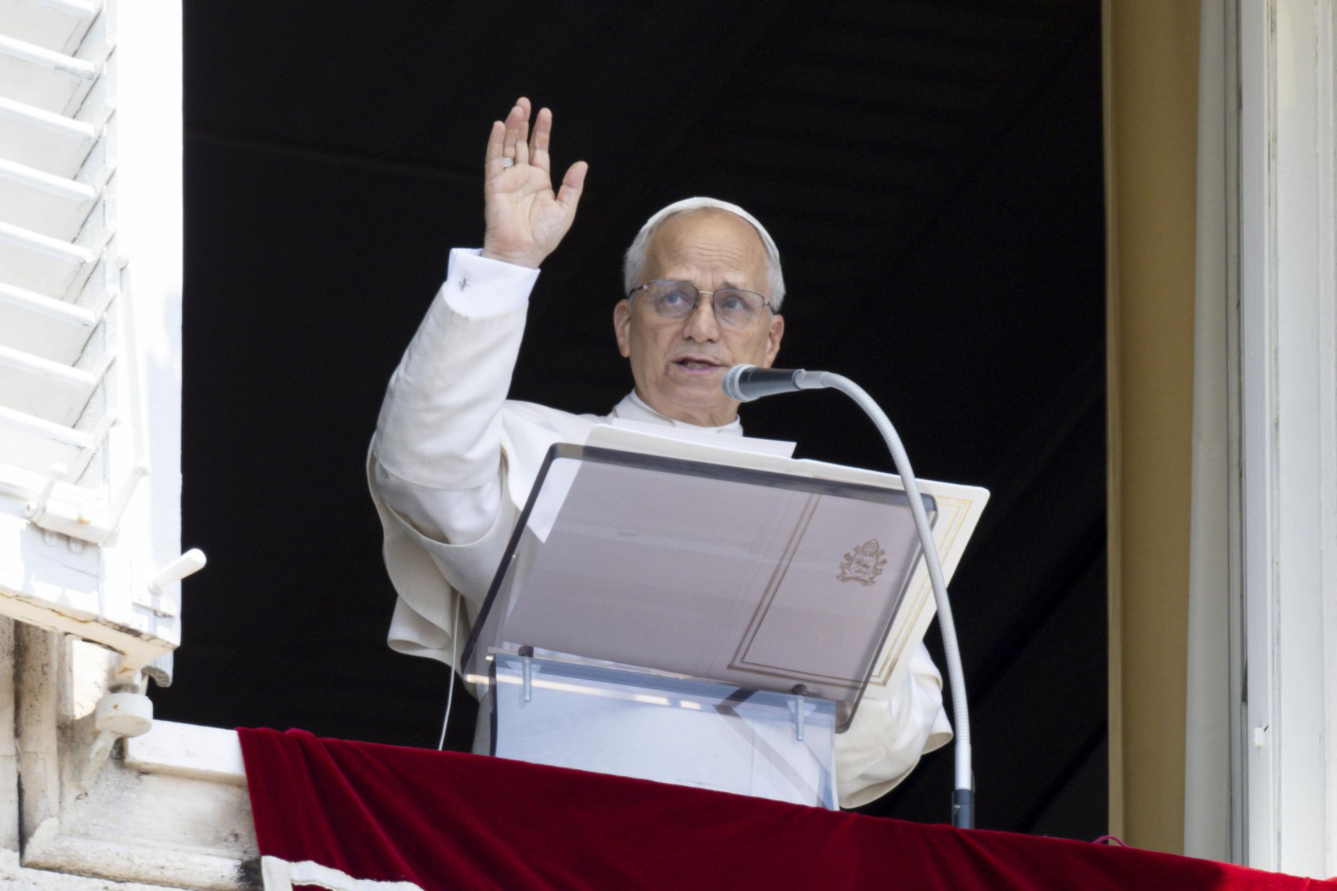 Leone XIV all'Angelus: "Grazie al personale del Gemelli, riprenderò le mie attività con l'aiuto di Dio e delle vostre preghiere"