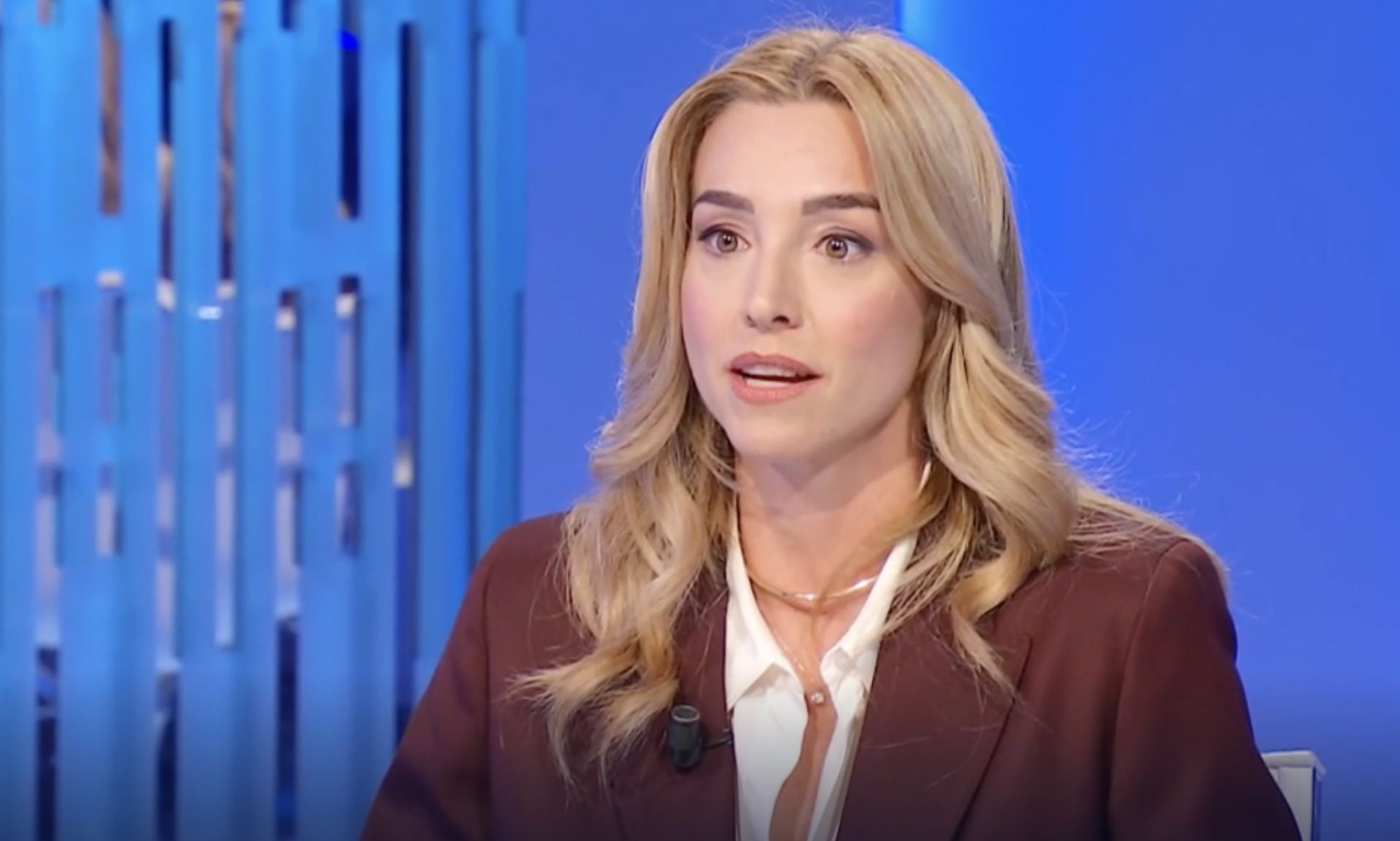 Salis a La7: "Meloni poteva fare più per le donne. Sfidarla anche solo in dibattito? Se avrò titolo, ora sono sindaca di Genova"