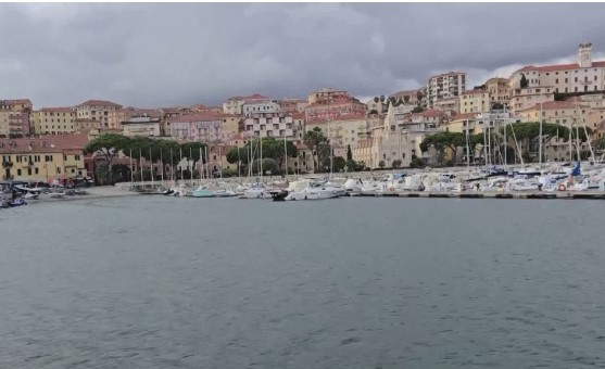 Imperia e Sanremo: allarme social per possibili disordini a Imperia e Sanremo, la polizia monitora i messaggi su web e chat