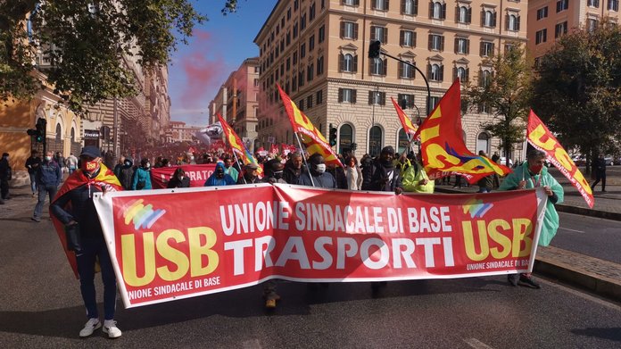 Sciopero generale del 30 ottobre: sindacati di base in oltre 50 piazze. Per i trasporto servizio regolare  