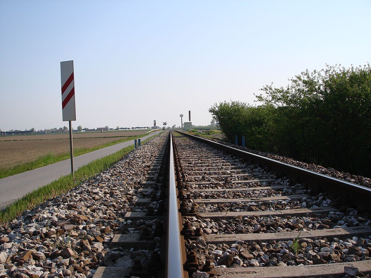 Nuovo collegamento ferroviario Milano-Bolzano, si alleggerisce la A22