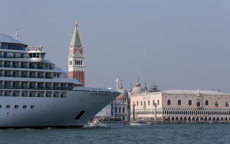 Venezia, Conte convoca il "Comitatone": "Discuteremo anche di grandi navi"