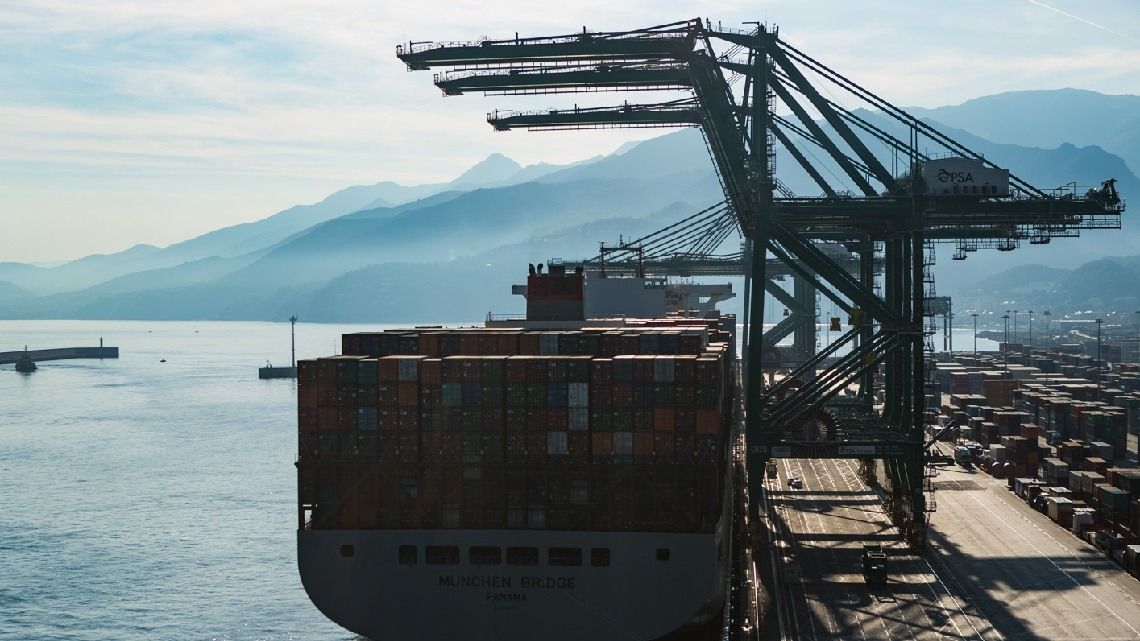 Porti di Genova, cresce il numero dei passeggeri. Stabili le merci