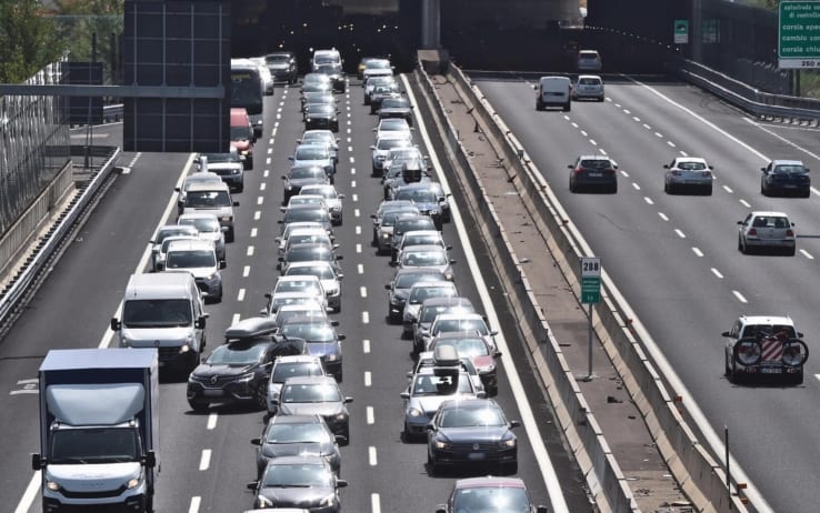 Incidente sulla Guido Rossa, traffico in tilt verso Genova