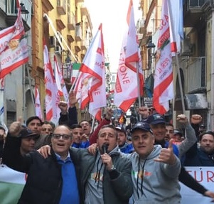 A Napoli la protesta dell'associazione "Marittimi per il futuro"