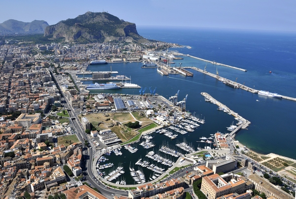 Porto di Palermo: nel 2018 meno navi, ma più passeggeri