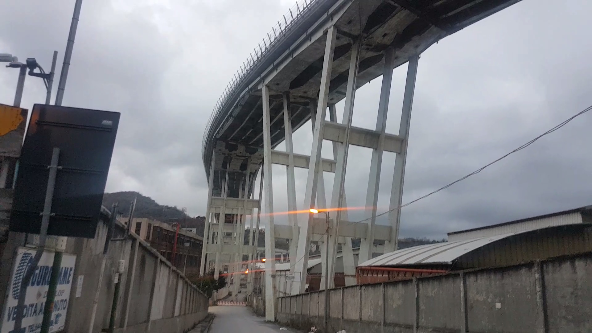 Ponte Morandi, tra oggi e sabato iniziano i lavori per la ricostruzione