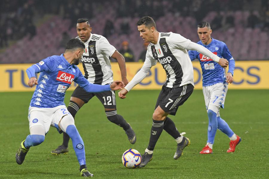 Napoli-Juventus 1-2, i bianconeri prenotano lo scudetto