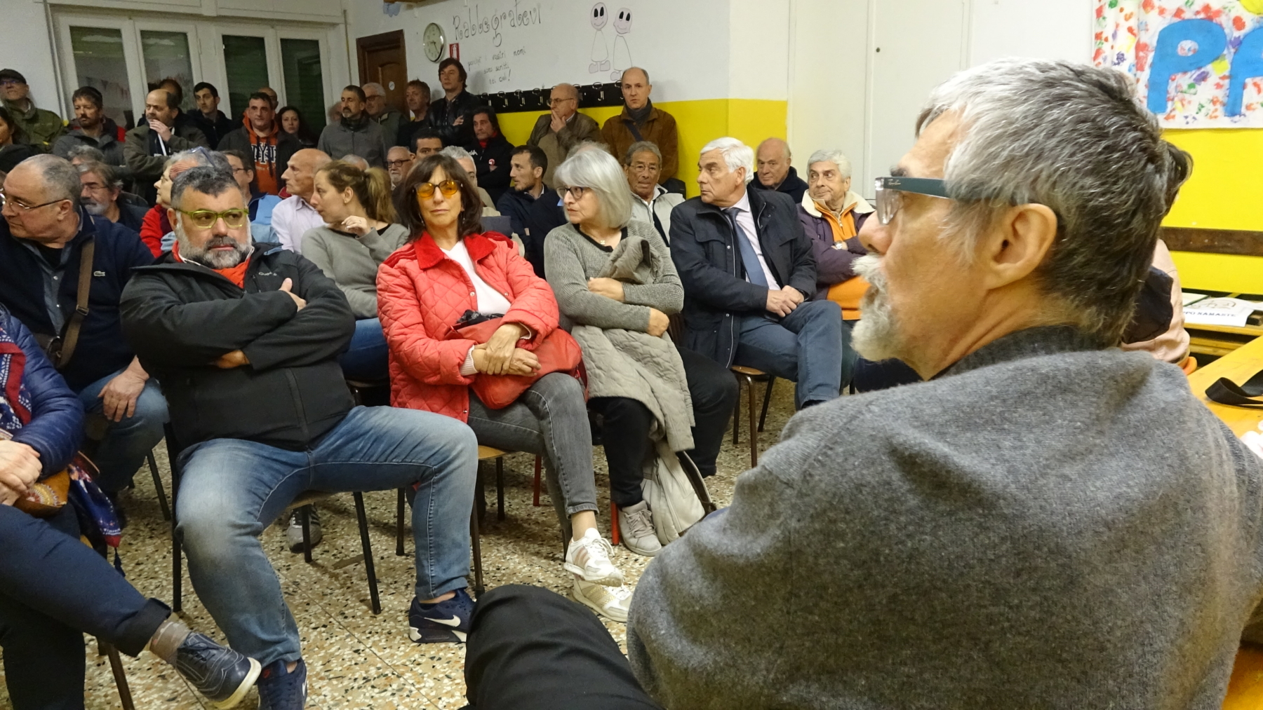 Migranti a Struppa, Don Martino rassicura: "Hanno tutti un lavoro"