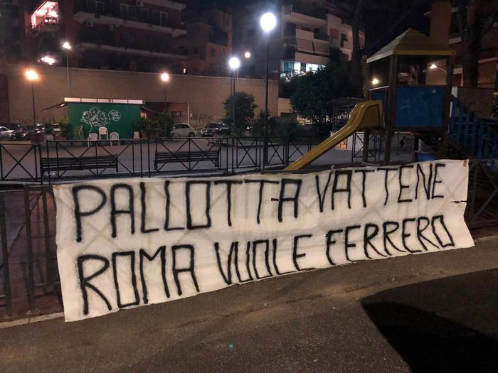 L'appello dalla capitale: "Pallotta vattene, Roma vuole Ferrero"