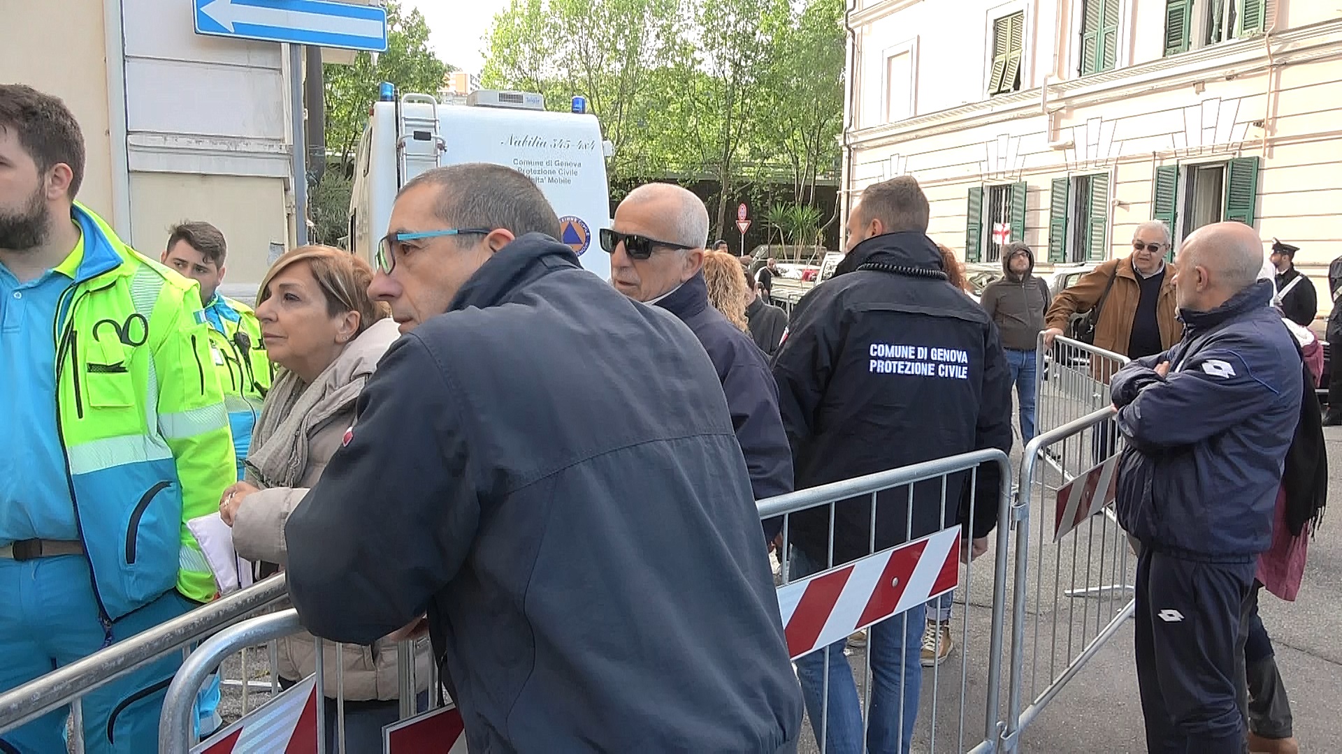 Ponte Morandi, verso la demolizione: info porta a porta e numero verde