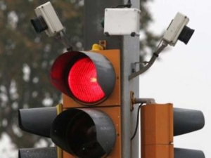 Da lunedì 8 luglio al via a Genova le multe dei semafori "intelligenti"