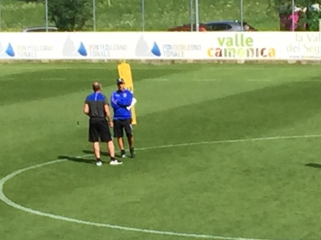 Sampdoria, Di Francesco e Osti a colloquio prima dell'allenamento
