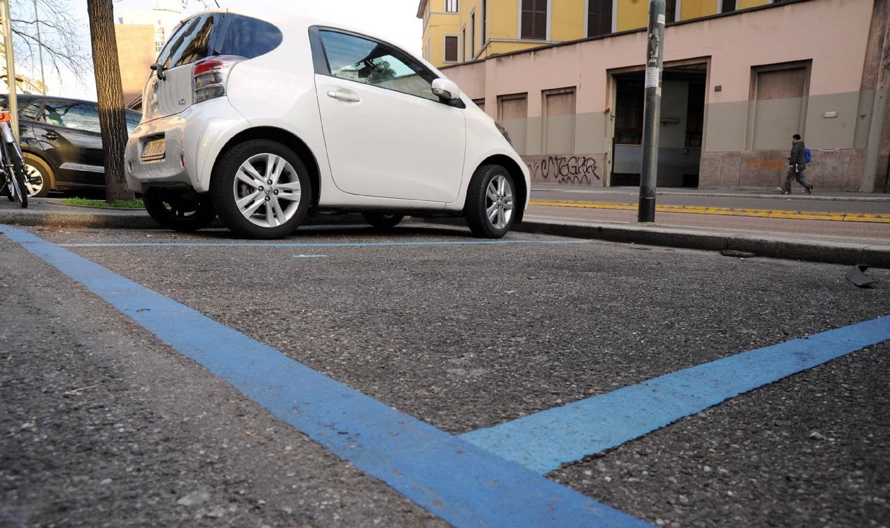 Genova, parcheggi gratis per il primo giorno di saldi