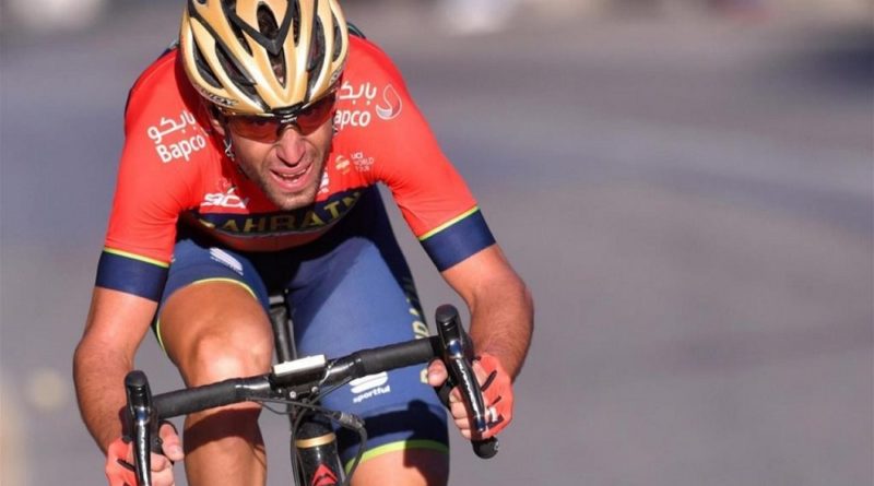 Ciclismo, Vincenzo Nibali firma per la Trek-Segafredo