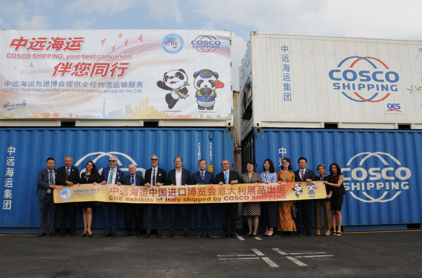 Cosco imbarca i primi due container destinati alla fiera cinese CIIE