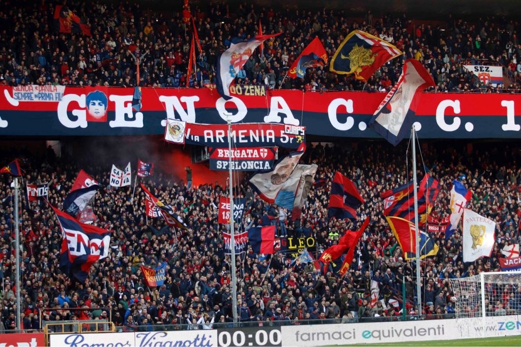 Genoa, dopo sei mesi tornano gli striscioni allo stadio