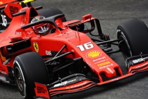Gp di Singapore, altro capolavoro di Leclerc: pole position davanti a Hamilton e Vettel