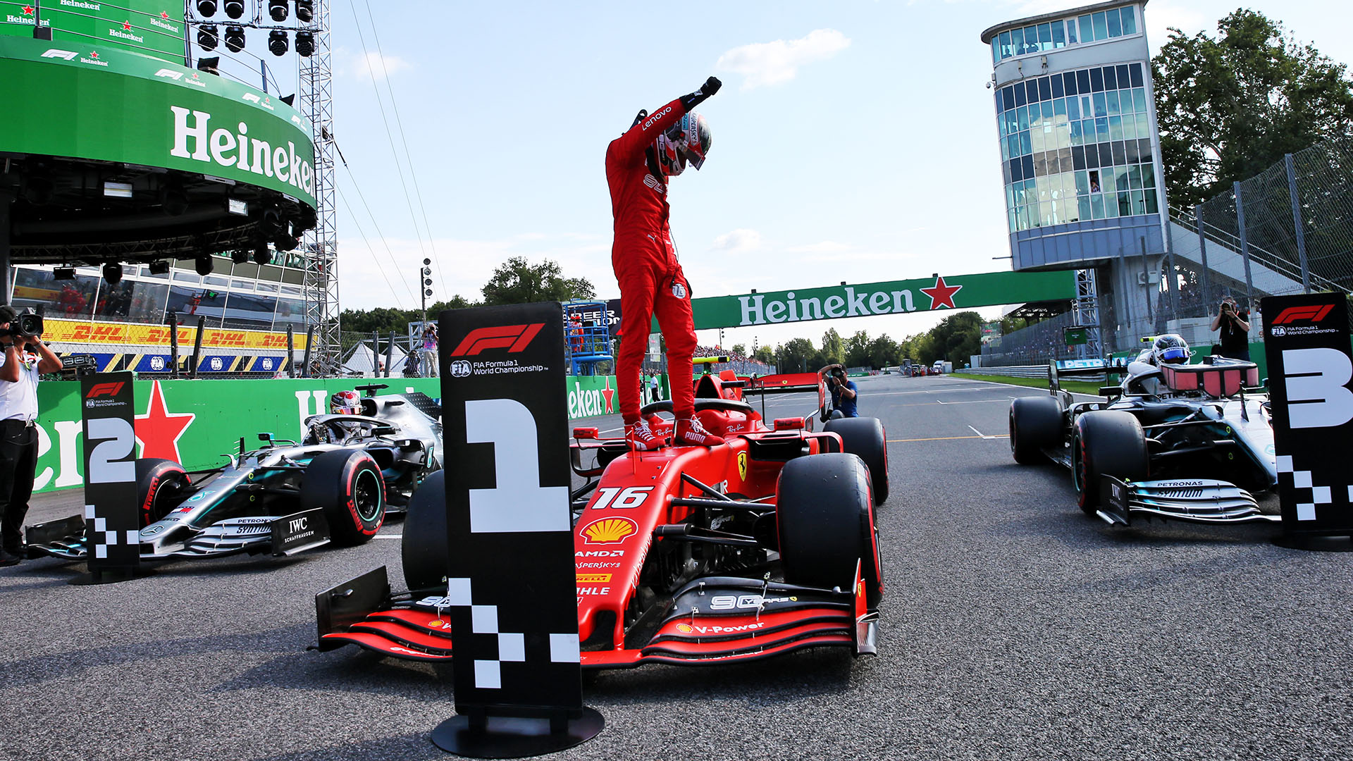 F1, impresa Ferrari: la Rossa con Leclerc torna a vincere ...