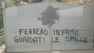 Sampdoria, minacce a Ferrero a Bogliasco: "Infame guardati le spalle"
